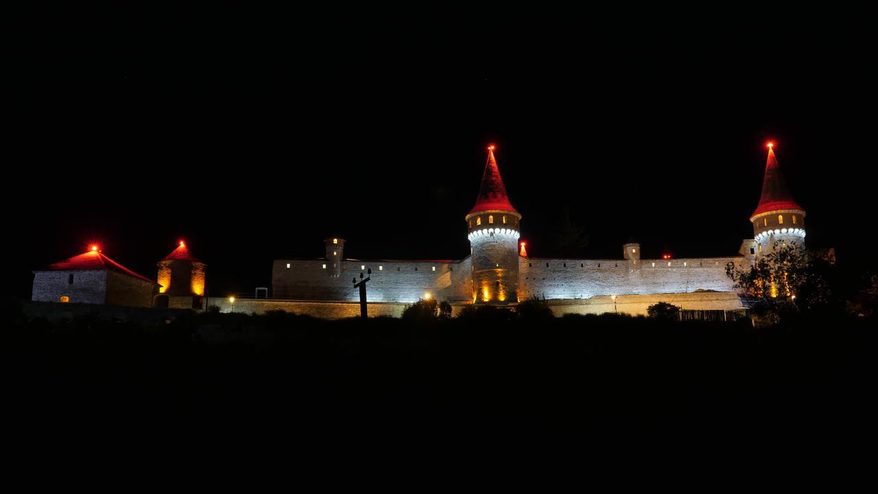 Nazar Stodolya Hotel Kamjanets-Podilsky Buitenkant foto